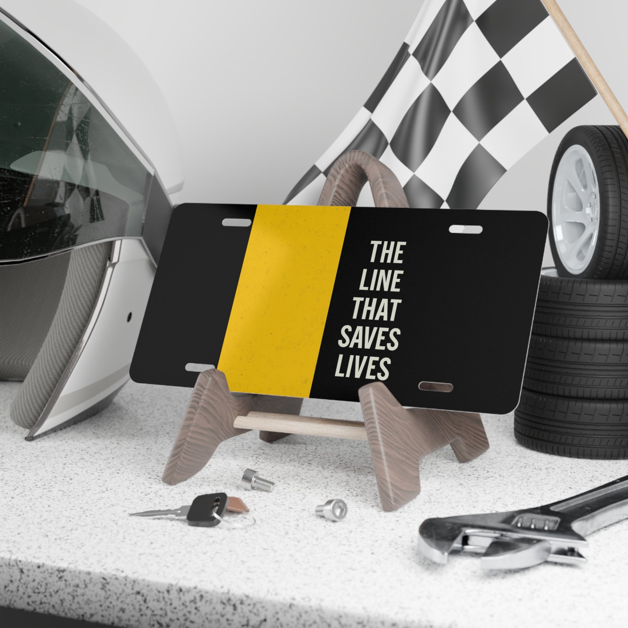 Thin Yellow Line - The Line That Saves Lives Vanity Plate