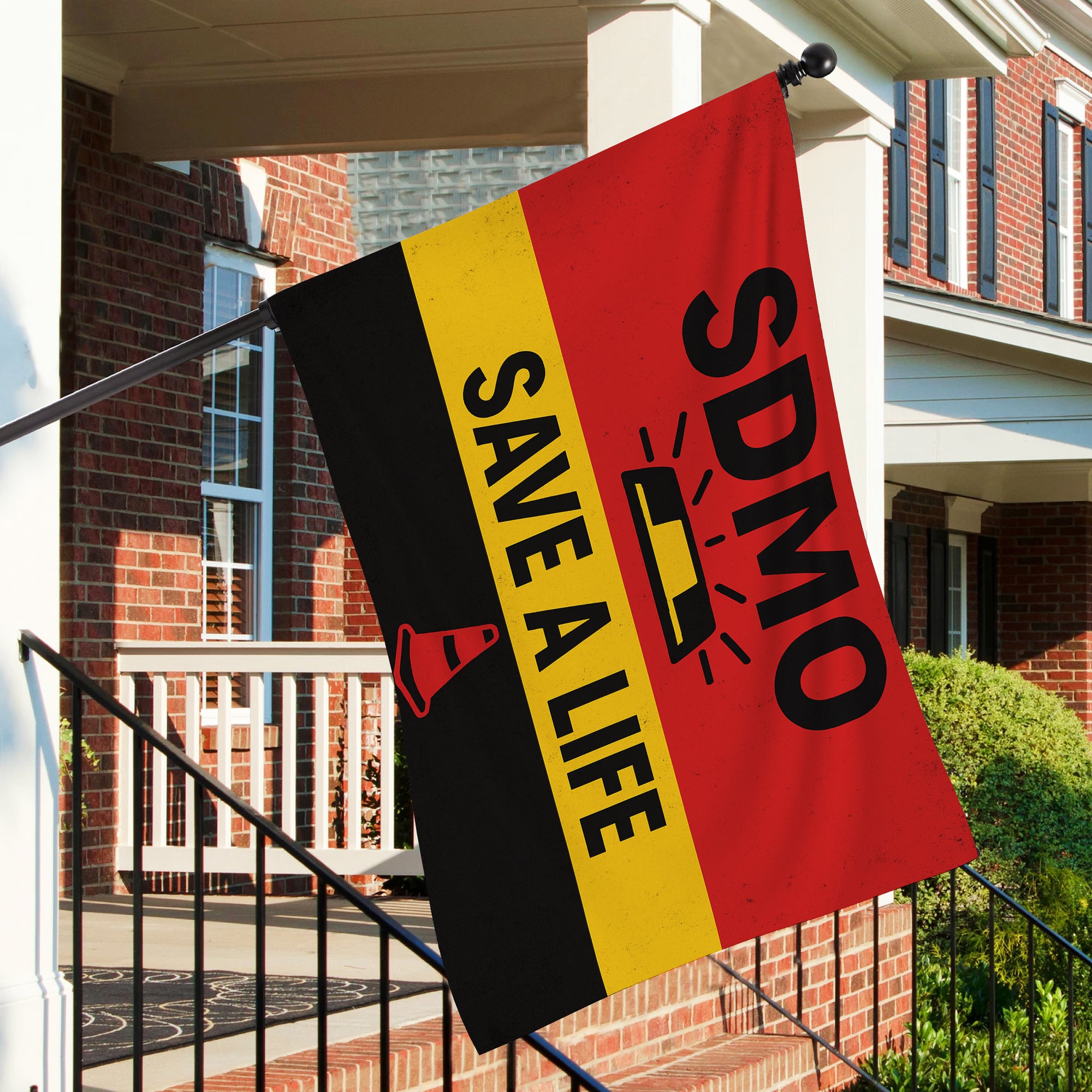 SDMO Save a Life – Double Sided Tow Safety Flag with Cone & Light Icons