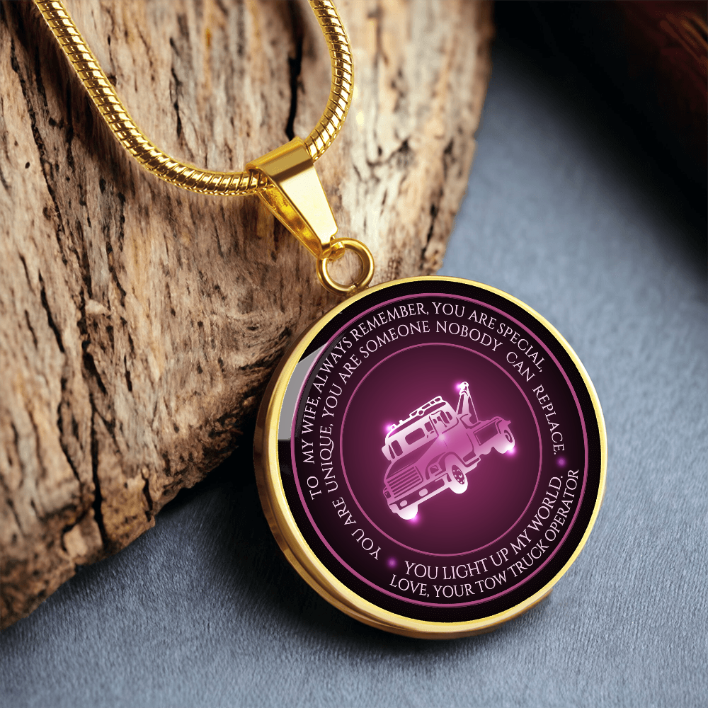 Proud Tow Wife Luxury Circle Necklace