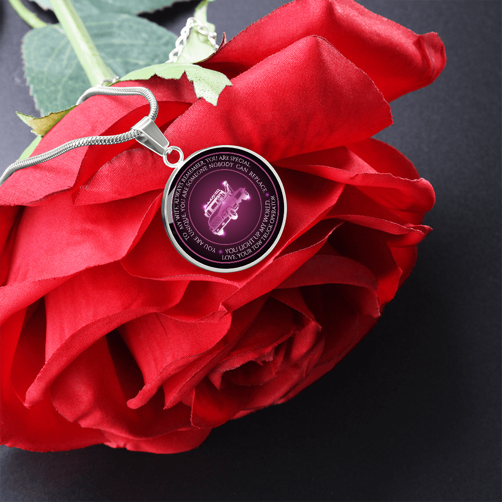 Proud Tow Wife Luxury Circle Necklace