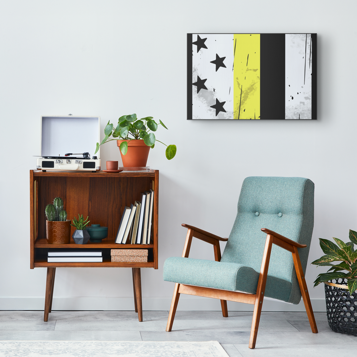 yellow_second_H_Lifestyle_Mockup.png