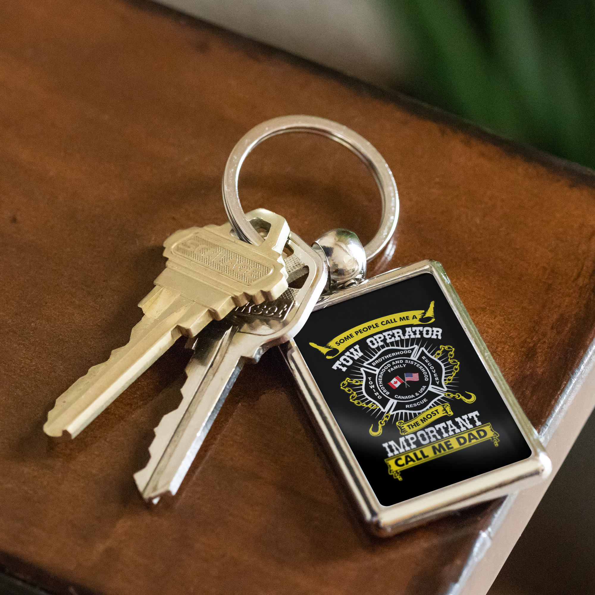 Proud Tow Operator Dad Keychain